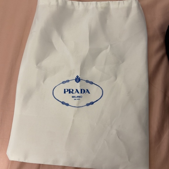 Prada shoes - Picture 2 of 2